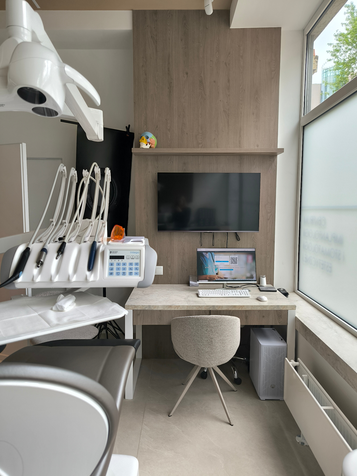 Nowoczesny gabinet Dental Fraternity w centrum Warszawy
